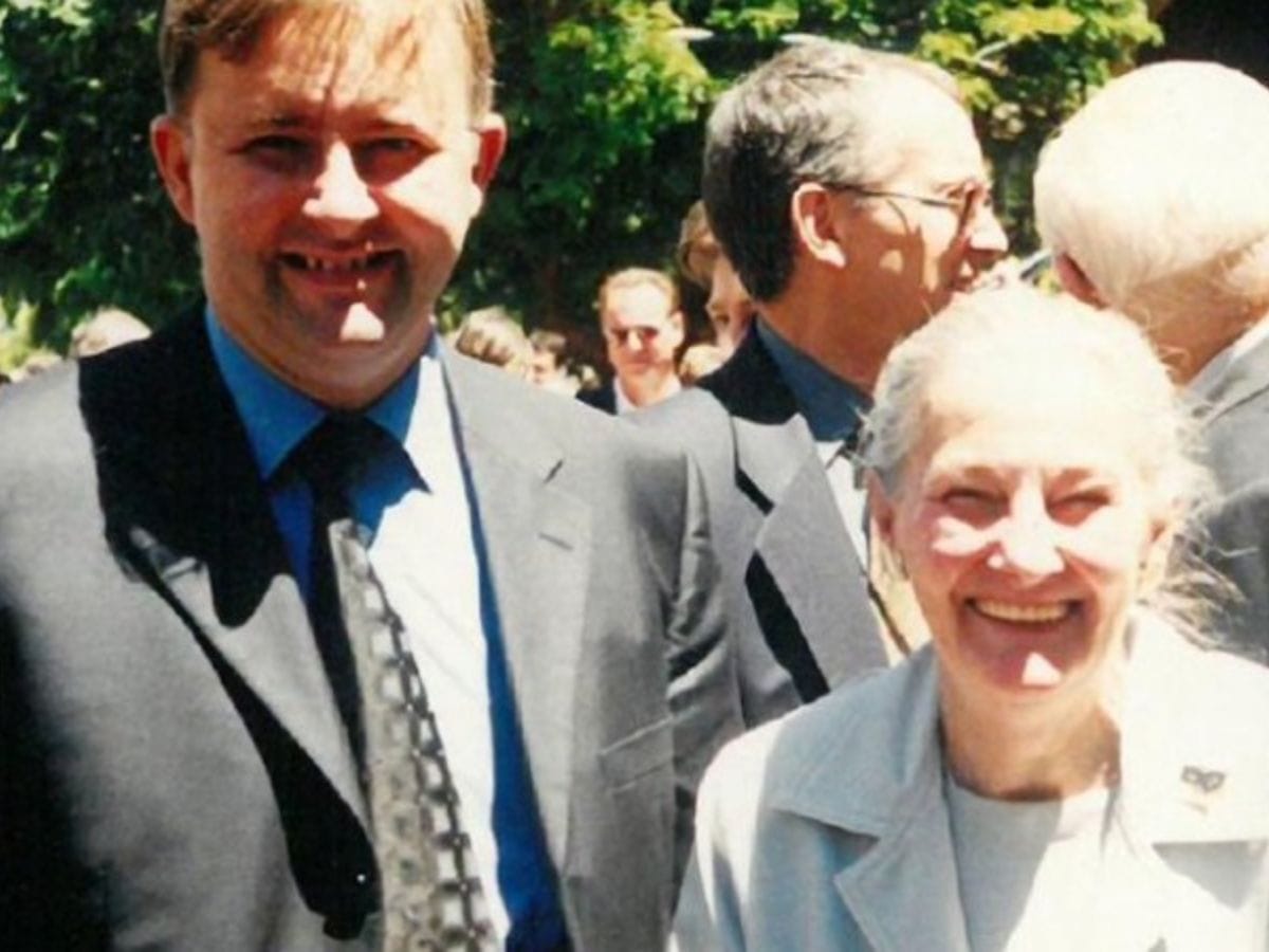 Australian PM Anthony Albanese with mother Maryanne,